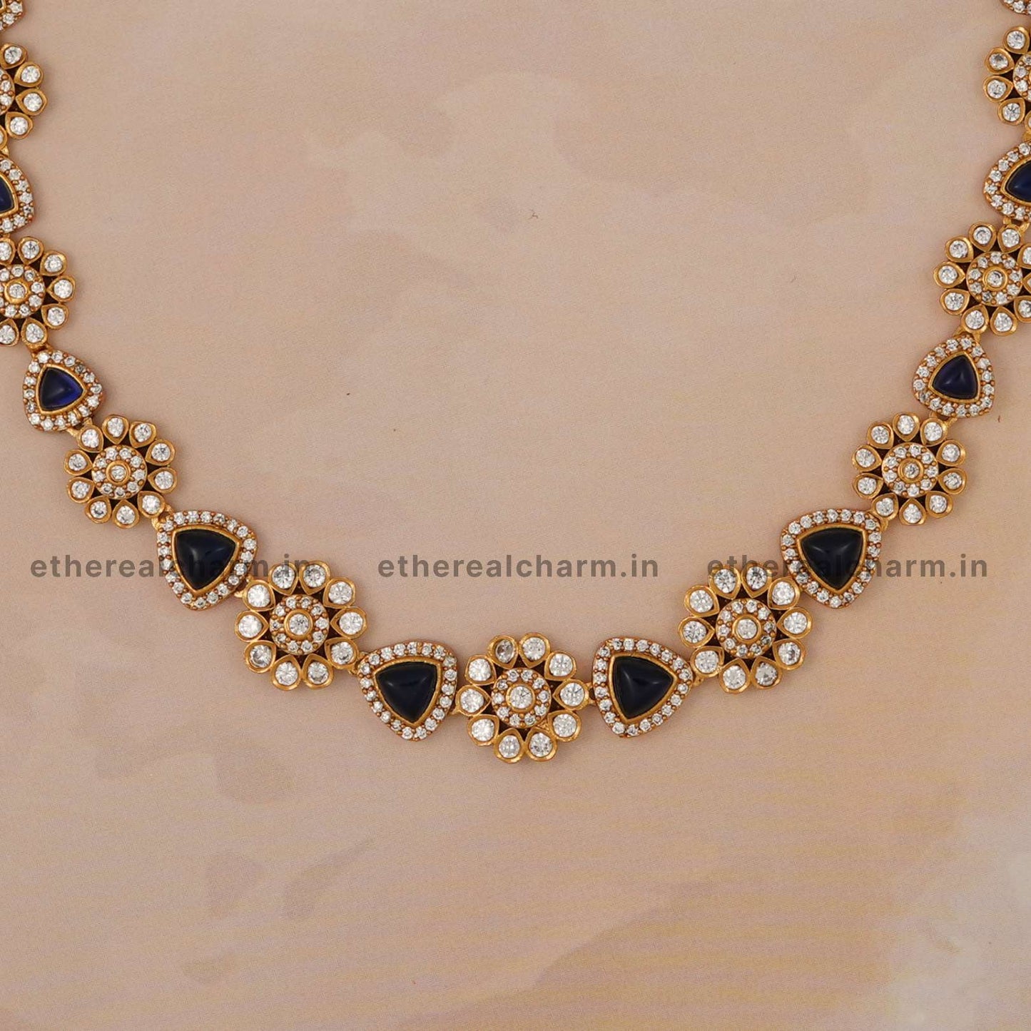 Gold Necklace Set with Floral Design