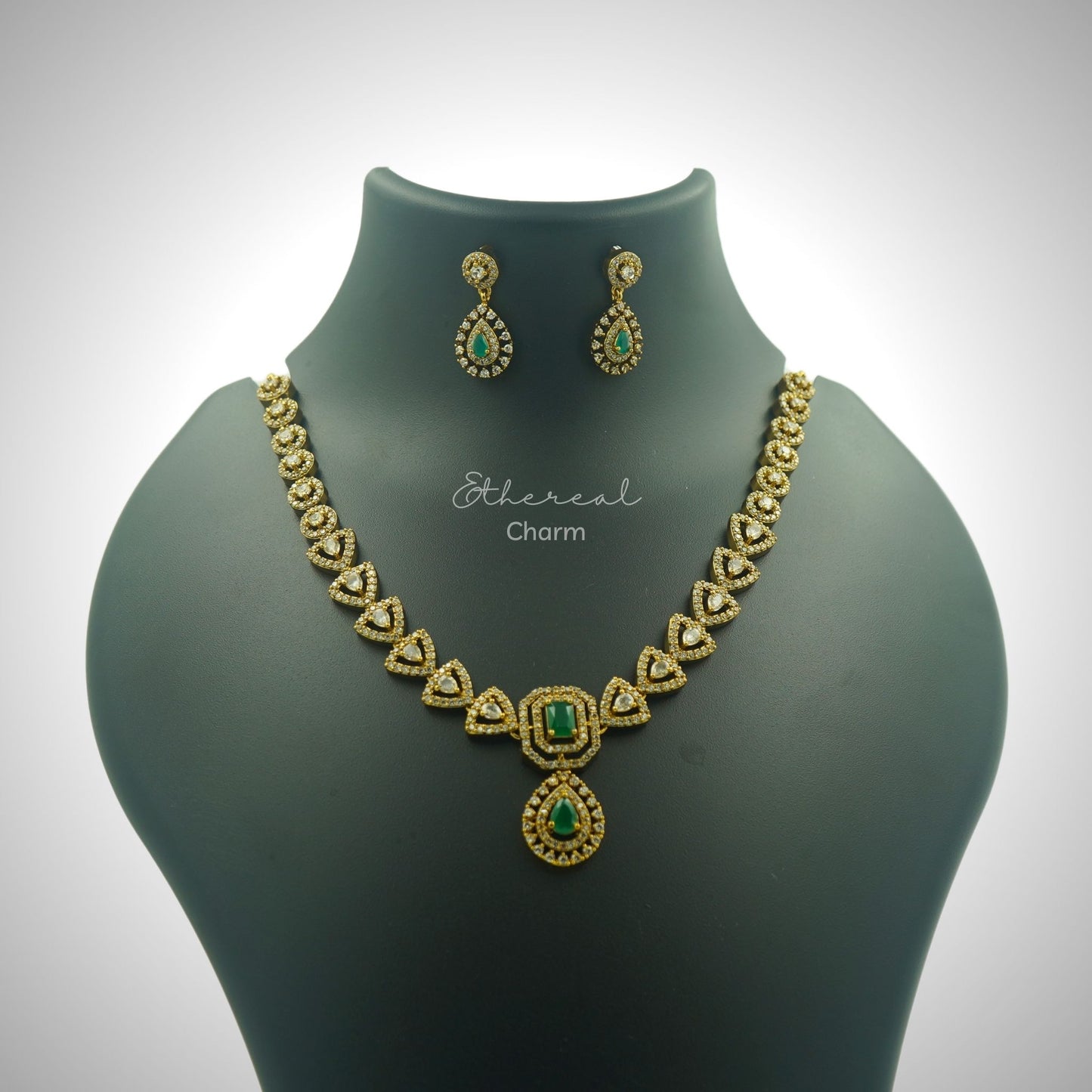 Victorian-Style Gold Necklace Set with Aqua stone