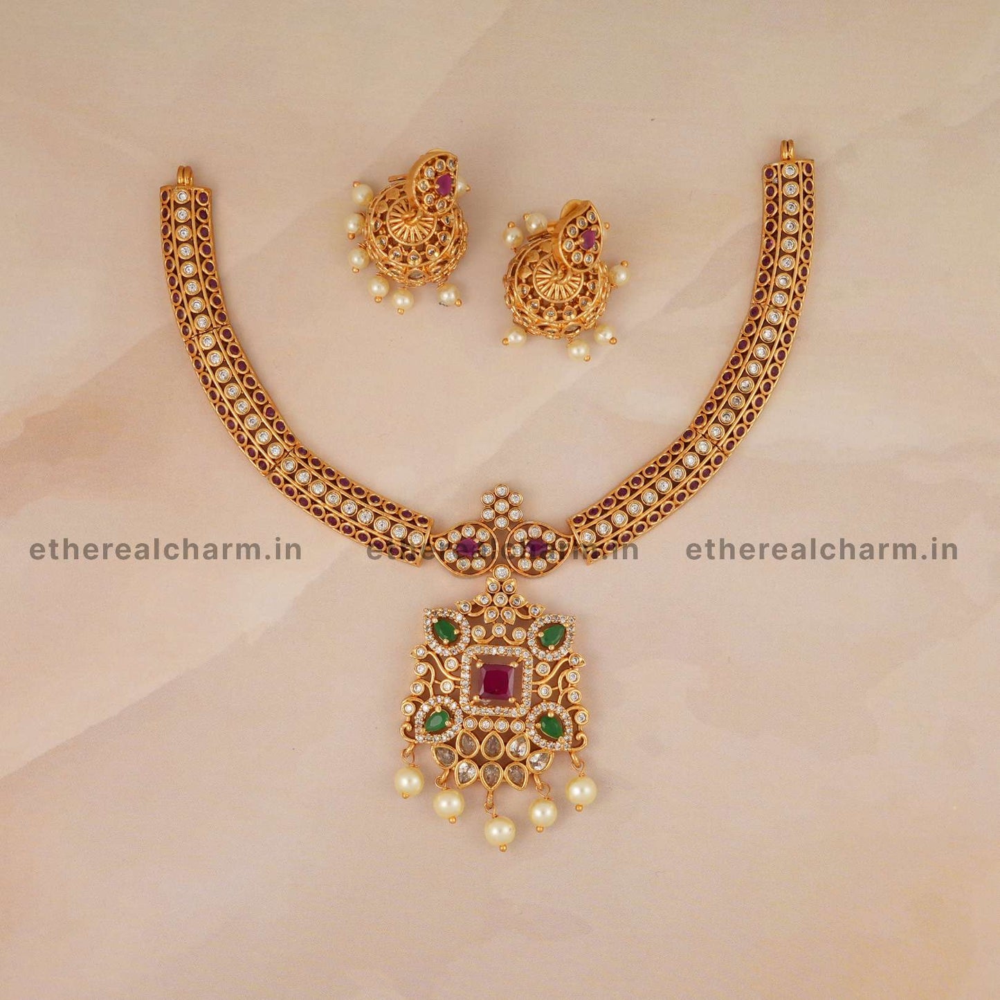 Kante Twinkling Petals Necklace Set with Buttalu