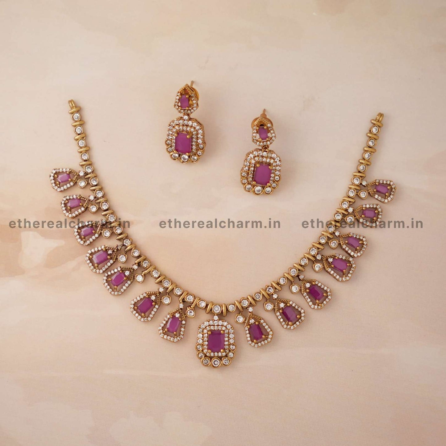 Gemstone Symphony: Necklace Set with Radiant Geometric Motifs