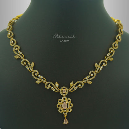 Victorian-Style Gold Necklace Set with stone