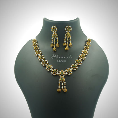 Victorian-Style Necklace Set with Floral Emerald