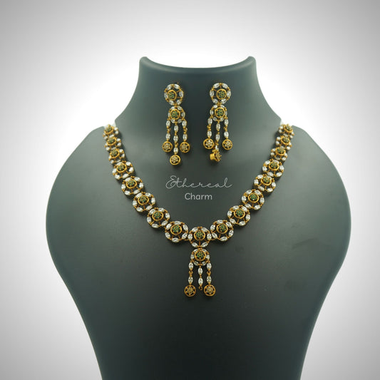 Victorian-Style Necklace Set with Floral Emerald