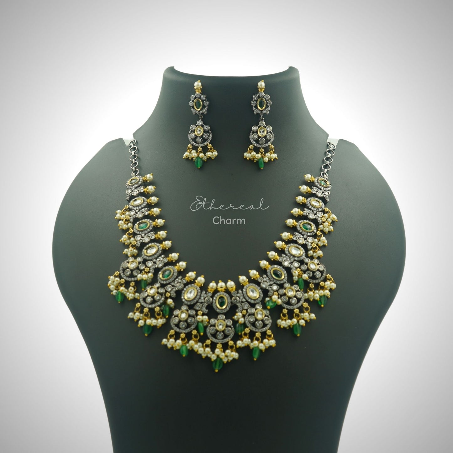 Victorian Monalisa Bead Necklace Set