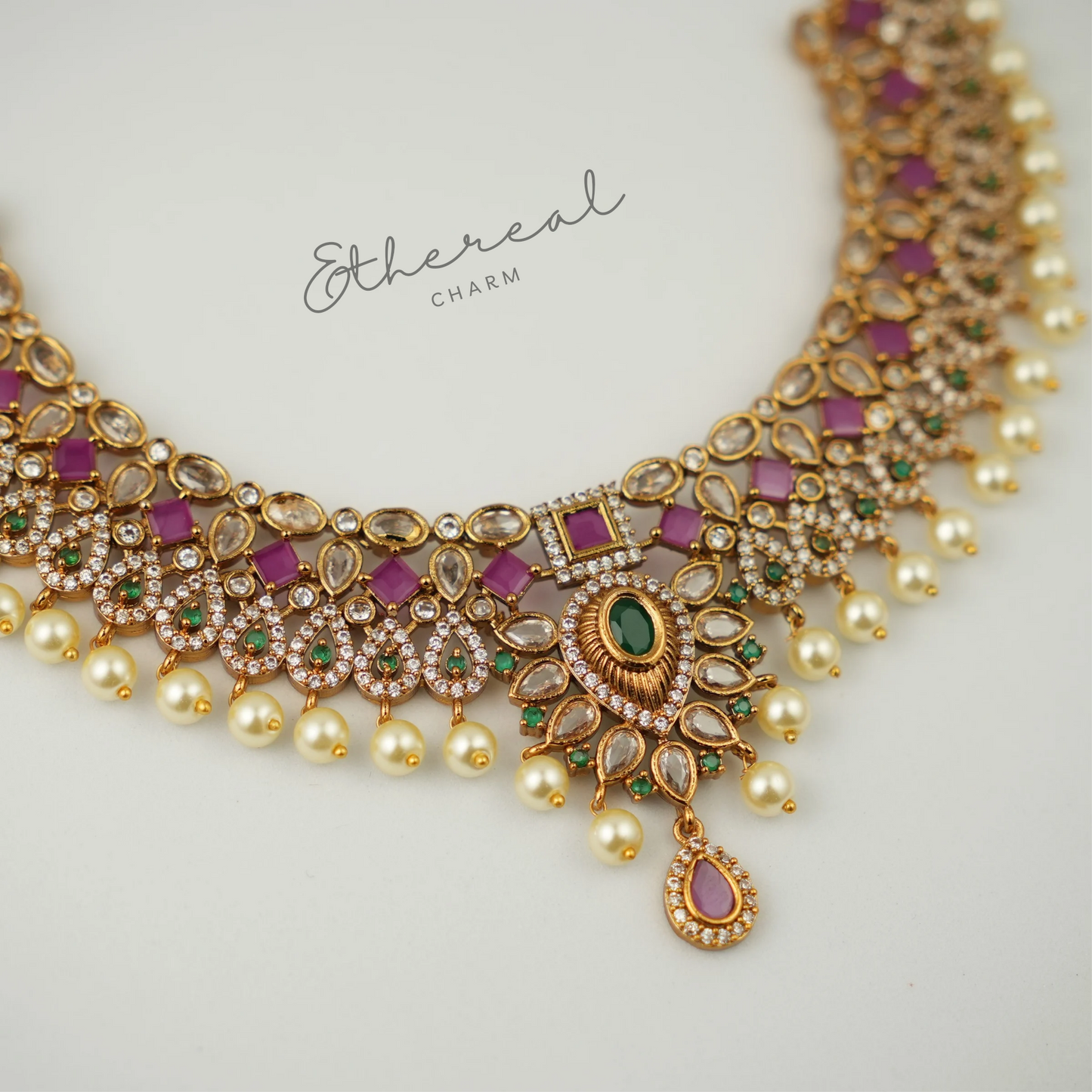 Royal Elegance Kundan Choker Set