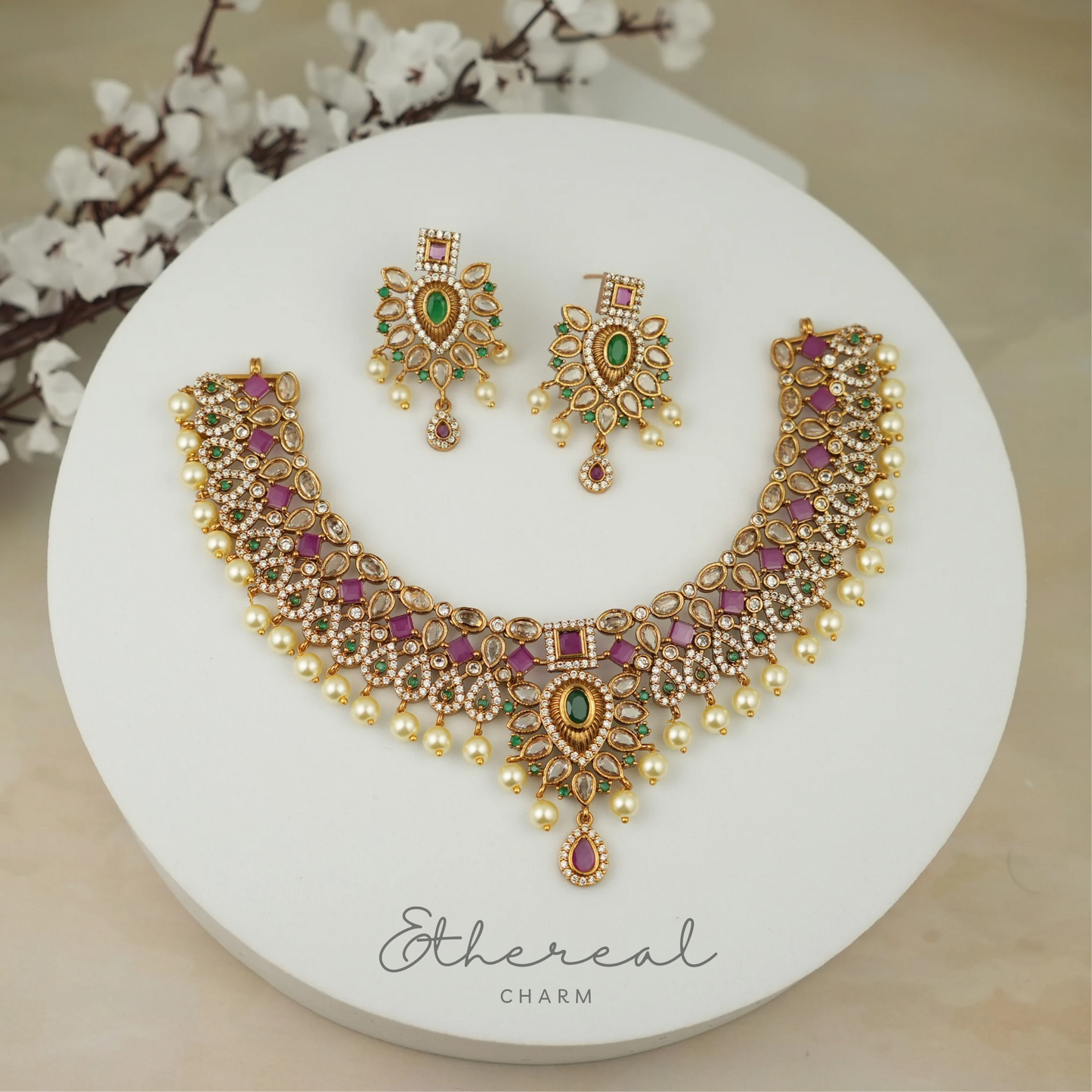 Royal Elegance Kundan Choker Set
