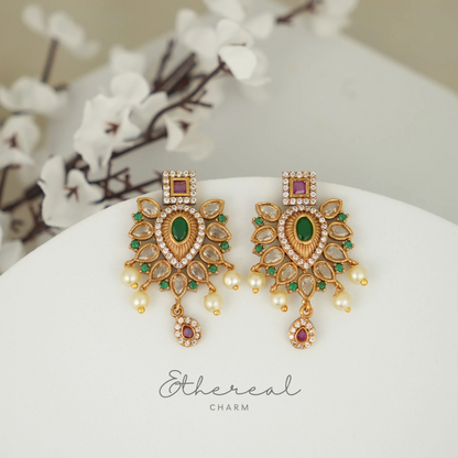 Royal Elegance Kundan Choker Set
