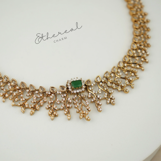 Graceful Vine Kundan Necklace with Emerald Centerpiece