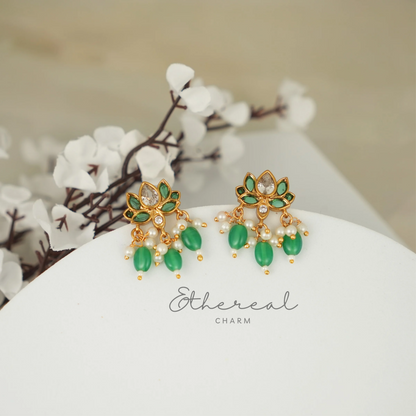 Lotus Design Necklace Set with Green Drops