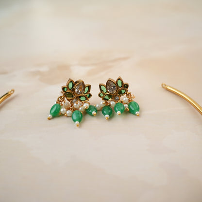 Lotus Design Necklace Set with Green Drops