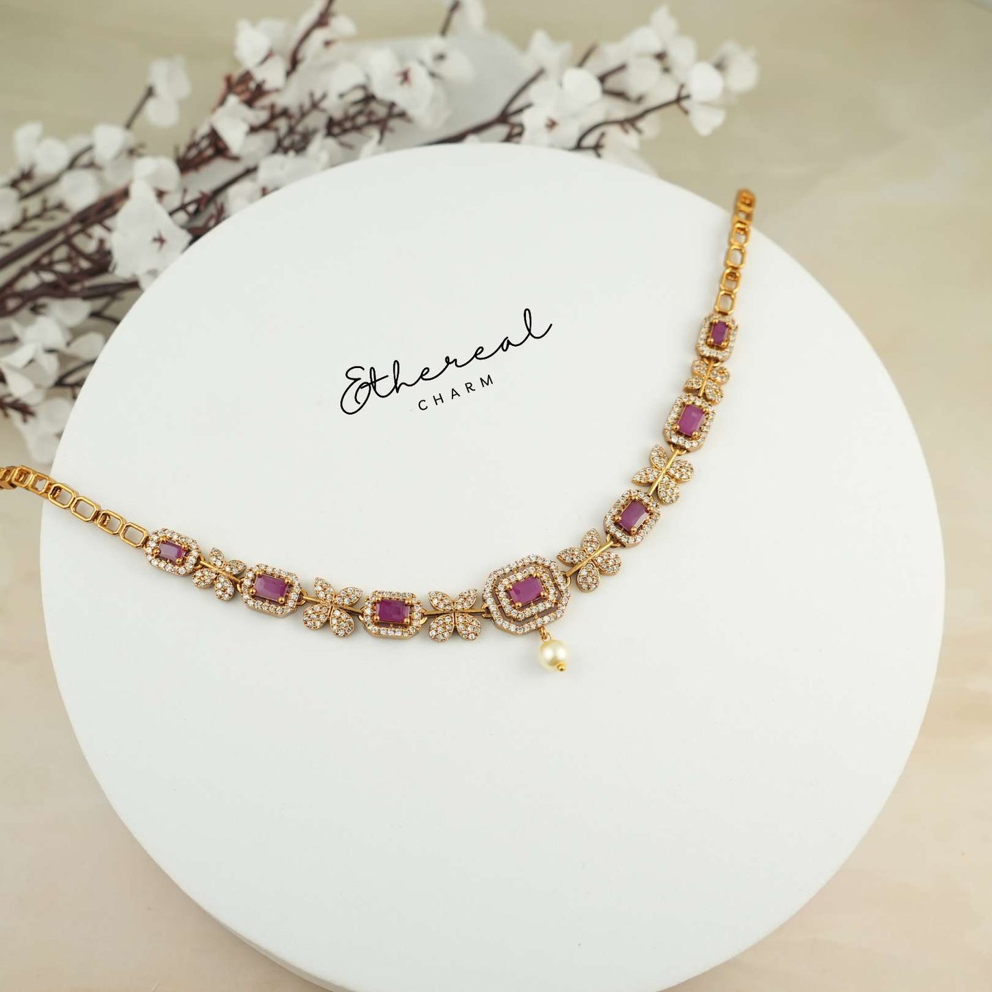 Fluttering Elegance: Necklace Set with Butterfly Motifs and Pearl Accents