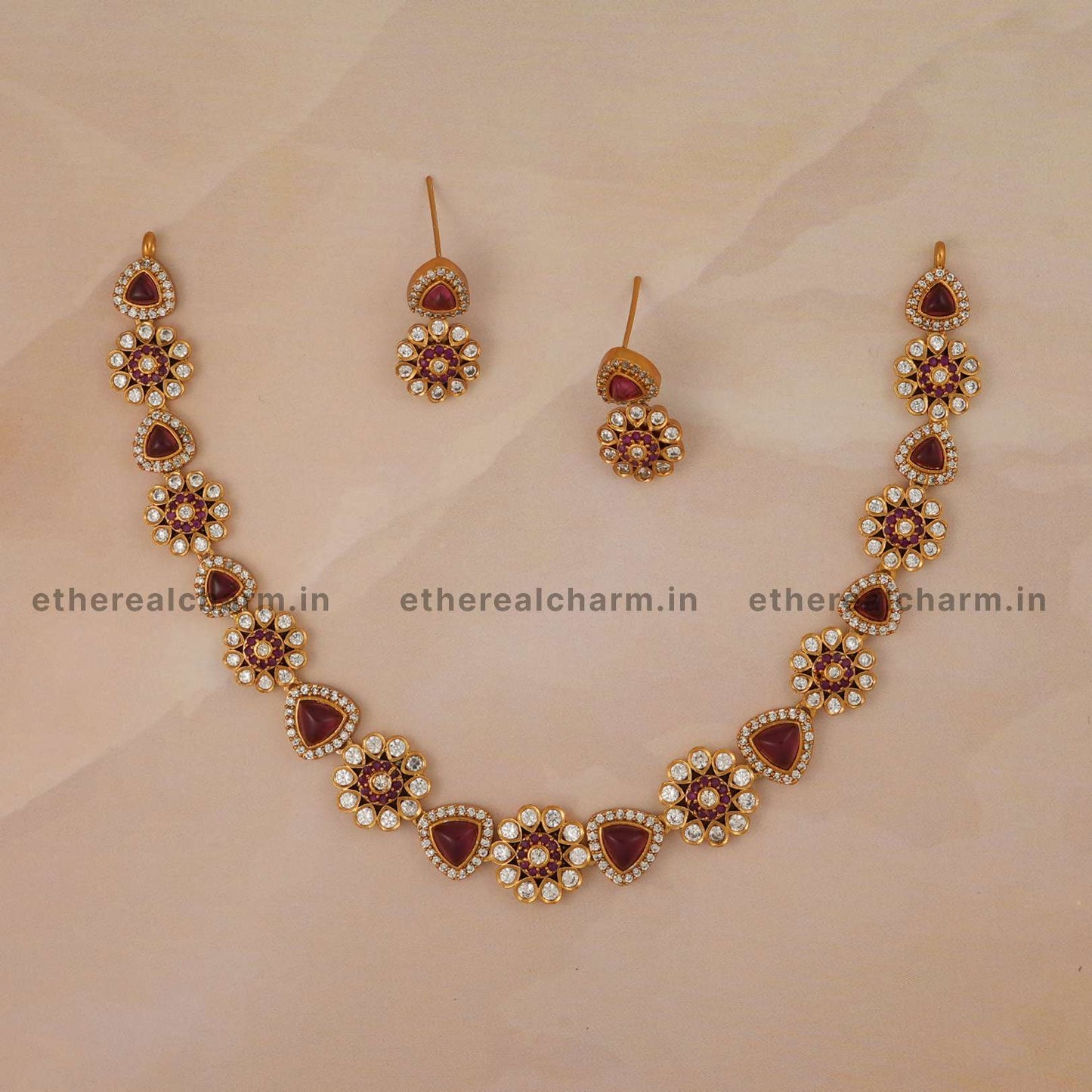 Gold Necklace Set with Floral Design