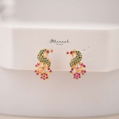 Peacock Symphony: Enchanting Necklace Set with Vibrant Colors