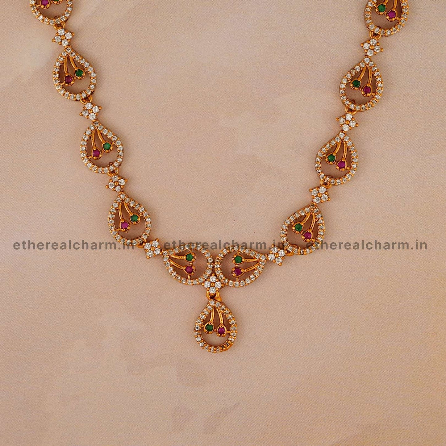 Gold Teardrop Necklace Set